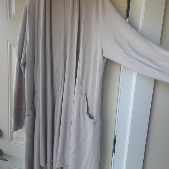 Athleta Sweaters - Athleta Pranayama Wrap Cream. Size XL